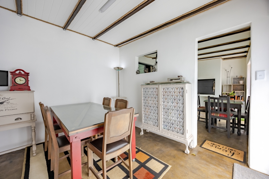 6 Bedroom Property for Sale in Flamingo Vlei Western Cape